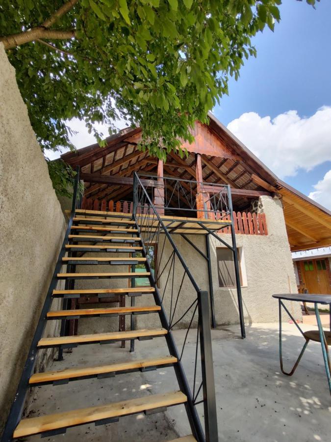 La Tataia Zahei Hotel Dragus Exterior photo