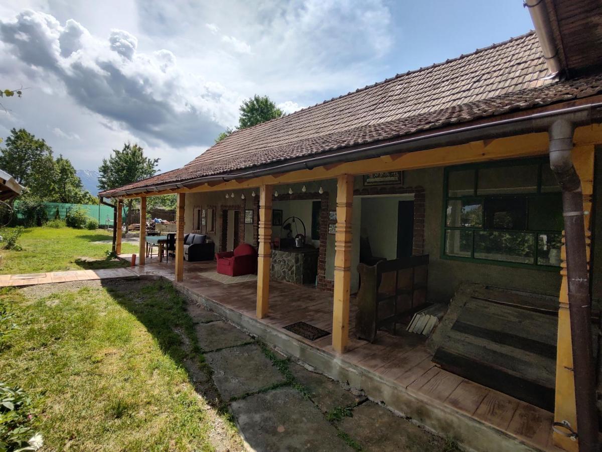 La Tataia Zahei Hotel Dragus Exterior photo