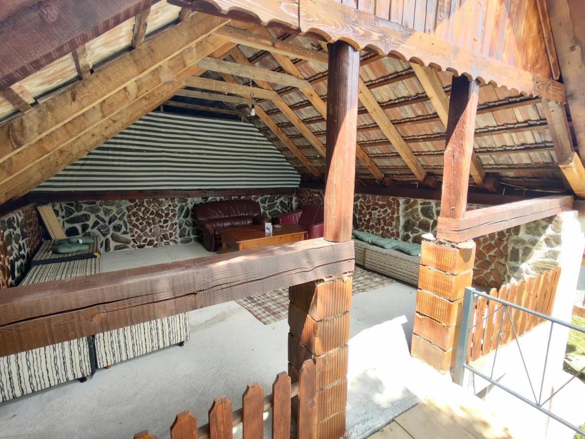 La Tataia Zahei Hotel Dragus Exterior photo